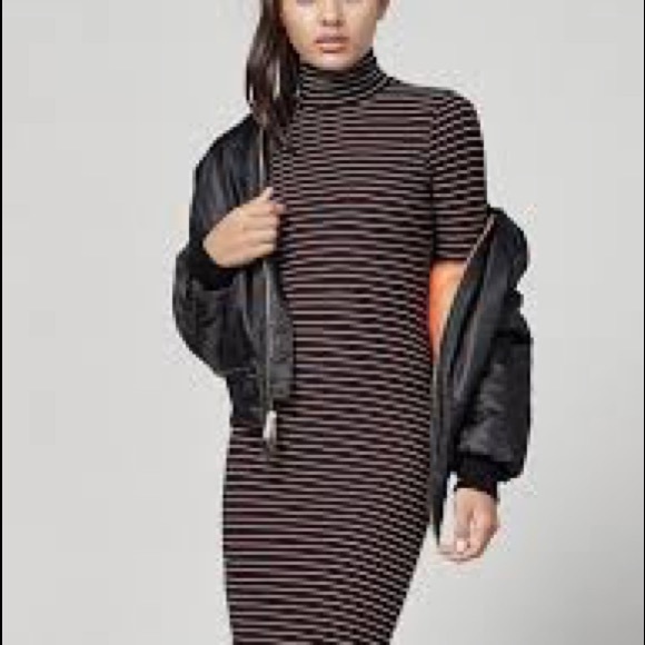 Reformation Aragon Dress NWOT - Picture 4 of 4